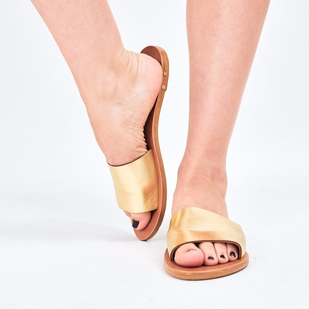 Beek Mockingbird Slide Sandal Gold Metallic Size 9